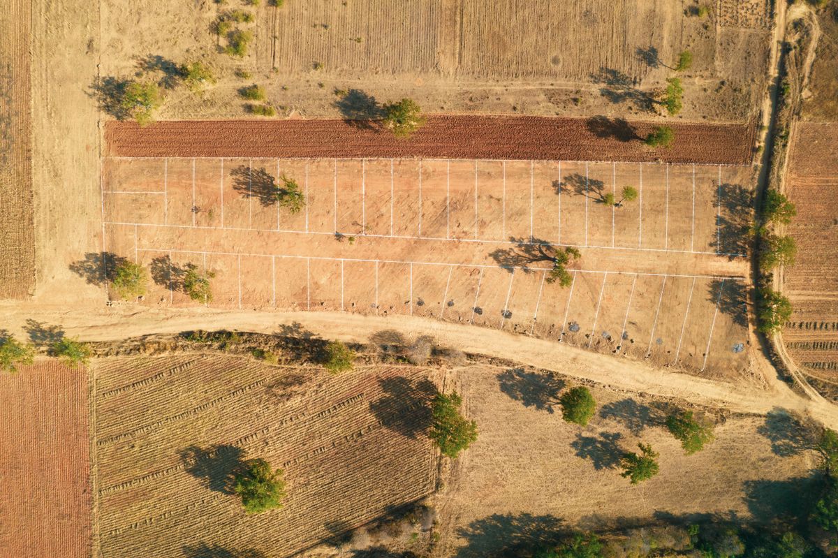 Terrain constructible avec analyse des risques naturels